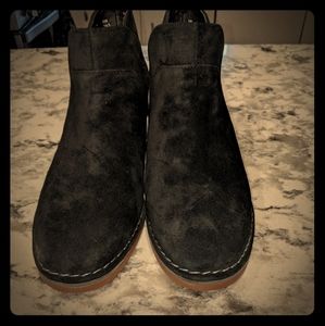 Hush Puppies Booties